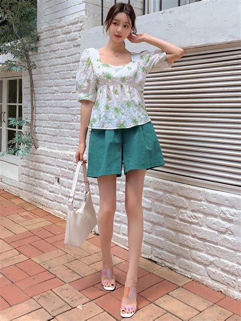 DAZY Blusa Peplum Con Estampado Floral De Cuello Cuadrado De Manga