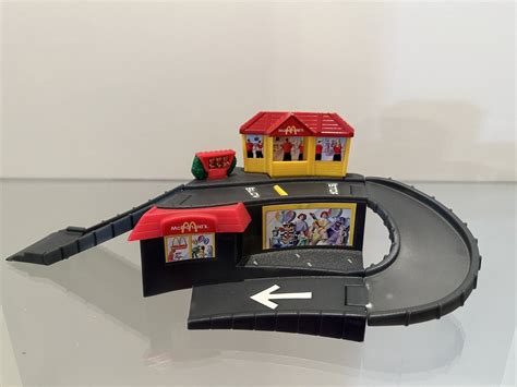 Mavin Vintage Mattel Hot Wheels McDonalds Drive Thru Restaurant Play Set