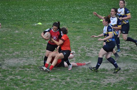 R U G B Y T O T A L E SOCIALE RUGBY VENJULIA A Trieste il rugby è