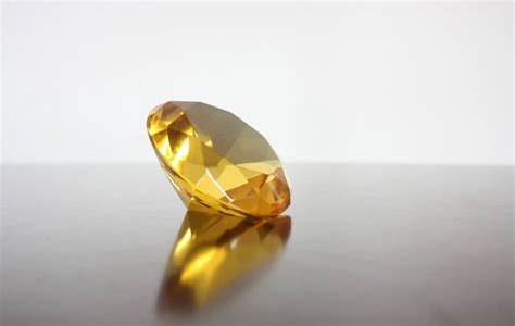 How Much Is a Yellow Diamond Worth? - AleshaTech