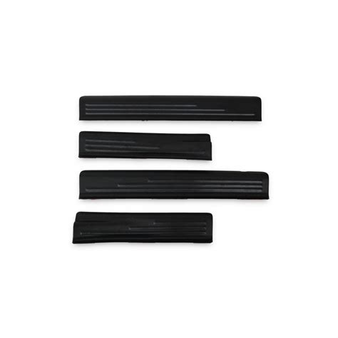 Set 4 Protectii Praguri Din Plastic Compatibil Cu VW AMAROK 2010