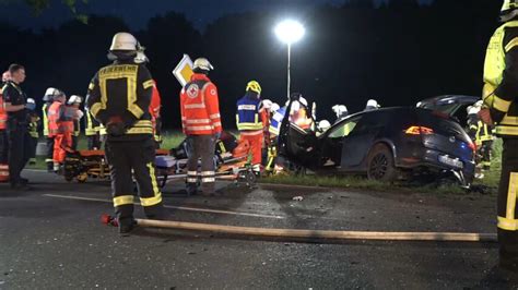 Zwei Autos stoßen bei Bad Iburg zusammen Drei Schwerverletzte NOZ