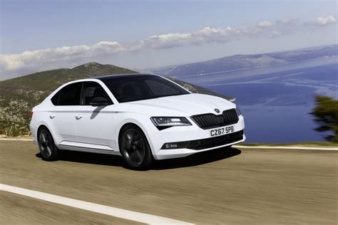 Skoda Superb Phev Coming With Passat Gte Powertrain And 70km Of Ev Range Carscoops