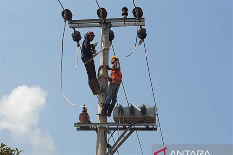 Pemasangan Jaringan Listrik Baru Di Pulau Pulau Di Kepri Bertahap