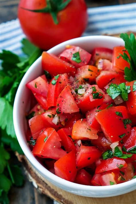 Tomatensalat Mit Zwiebeln Einfacher Klassiker Gaumenfreundin