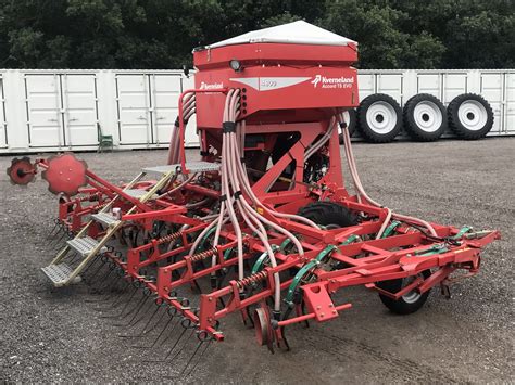 For Sale 2013 Kverneland TS Evo 4800 4 8m Tines Seeder Boccasion