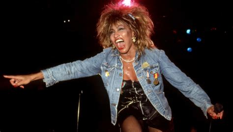 Tina Turner relembre a trajetória da Rainha do Rockn Roll