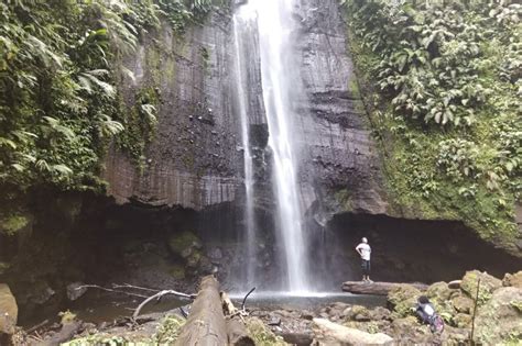 Rekomendasi Wisata Curug Paling Hits Di Bogor Airnya Dingin Dan Sejuk