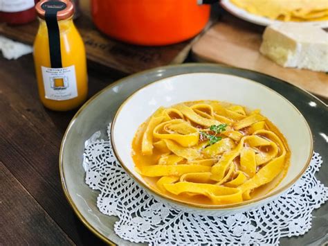 Tagliolini Con Maionese Di Zucca In Brodo Casa Iuorio