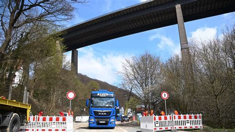 Sprengung Der A Br Cke In L Denscheid Hier Werden Sperrbereiche