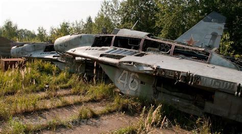 Abandoned Russian Migs In An Obscure Moscow Aircraft Graveyard The