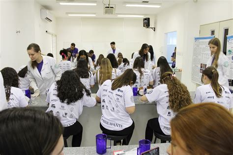 Workshop da Fameca Unifipa apresenta carreira médica a jovens