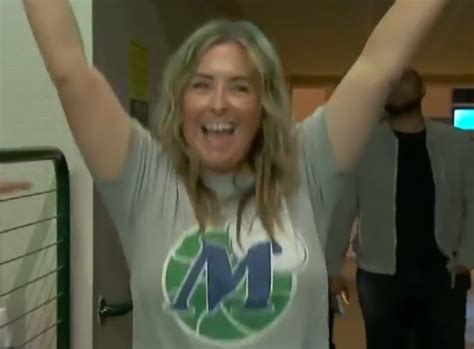 Least MILF Mavs Fan R Nbacirclejerk