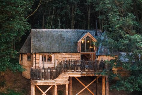 Unique And Fabulous Treehouses Yorkshire Best Lodges With Hot Tubs