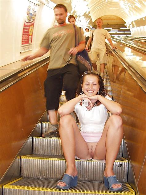 Showing Pussy In Public Porn Pictures Xxx Photos Sex Images Pictoa