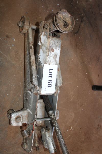 Lot 66 Floor Jack Auctionsplus