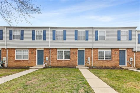 Village Of Carrollwood Apartments In Middle River Md