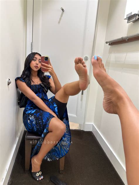 Its Goddess Lana Foot Adoration Foot Fetish Directory And Foot