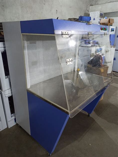 Horizontal Laminar Air Flow Cabinet Fpm Size X X Ft At Rs