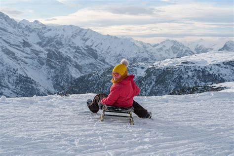 Ultimate Guide To Sledding Tips Tricks And Choosing The Right Gear