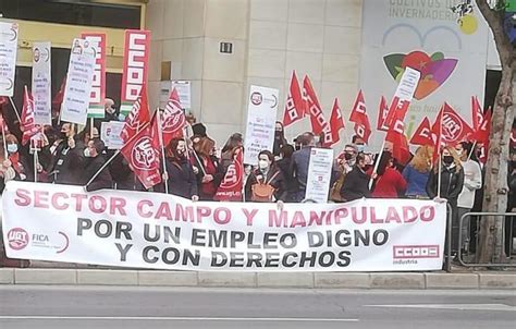 Ugt Y Ccoo Hacen Un Llamamiento Para Participar En La Huelga Convocada