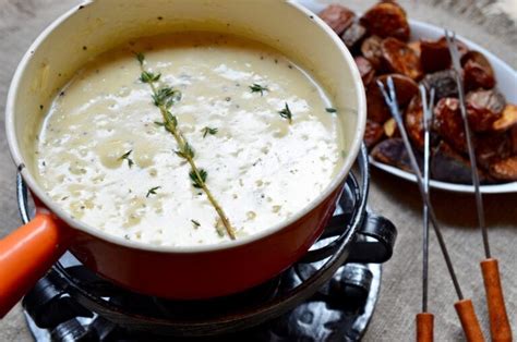 How To Make Perfect Gruyère Fondue No Special Pot Needed Wine 365