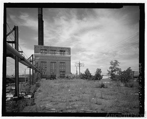 Top Surface Of Oil Storage Structure Camera Facing