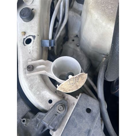 Lancer Inspira Evo Penutup Wiper Spare Water Tank Shopee Malaysia