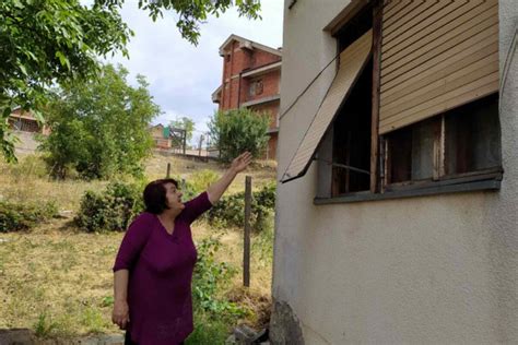 Teror Ne Prestaje Albanci Kamenovali Ku U Srpske Starice Na Kosovu I