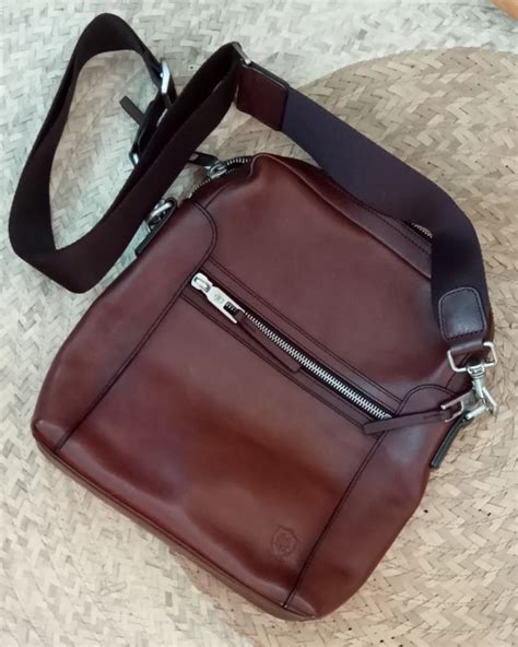 Massimo Dutti Messenger Bag Mens Fashion Bags Sling Bags On Carousell