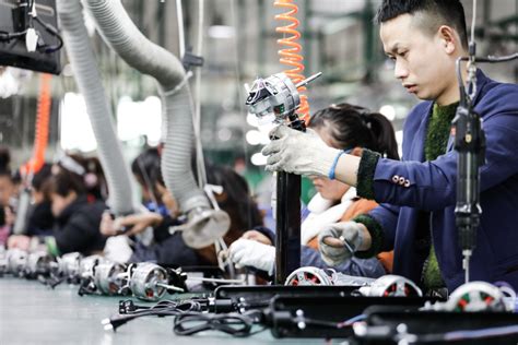 Chinas Factory Activity Contracts For Th Consecutive Month In September