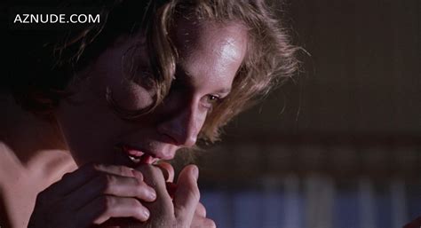 HELEN SHAVER Nude AZNude