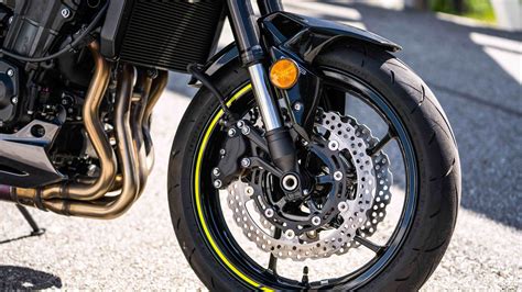 Kawasaki Z900 Front Disk Brake And Caliper Youmotorcycle