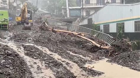 Japan Braces For Typhoon Khanuns Winds And Heavy Rainfall Malaysianow