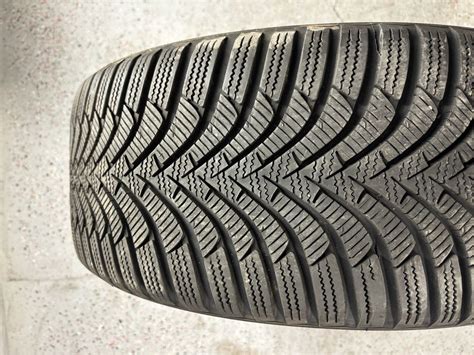 Opony zimowe 225 45 17 hankook winter icept rs2 DOT 3221 8mm Pińczów