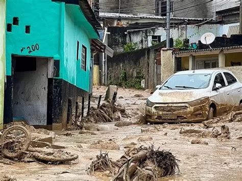 Las Históricas Lluvias Dejan 40 Muertos En El Litoral Paulista Y