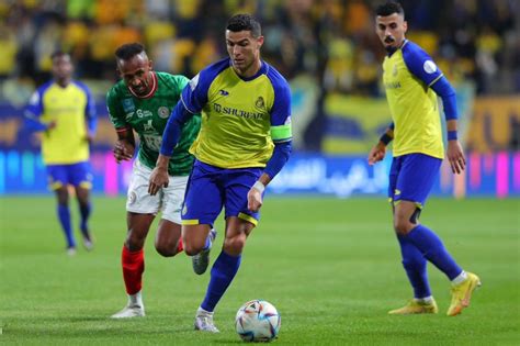 Cristiano Ronaldo Debutó En Al Nassr Con Estadio Lleno Ovación Y Cinta