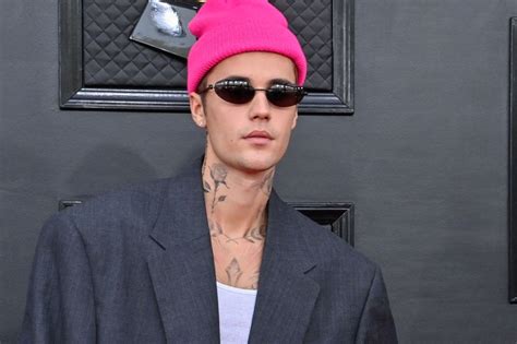 Justin Bieber Blasts H M For Trash Clothing Line UPI