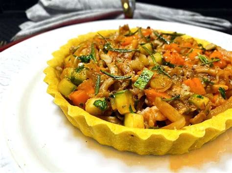 Torta de legumes massa de grão de bico sem trigo fácil