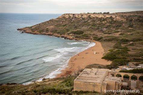 Visitar Ramla Bay y Cueva de Calipso playa más famosa de Gozo