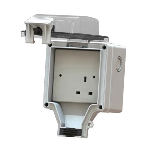 China Ip Waterproof Outdoor Socket Box Gang Empty Enclosure