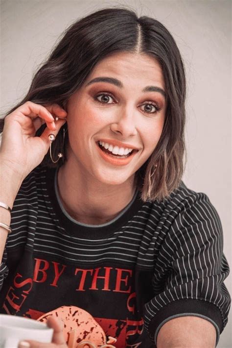 Pin by karen e on Naomi Scott | Naomi scott, Naomi, Alia bhatt photoshoot