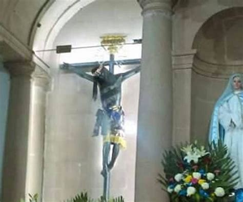 Cientos De Patzcuarenses Se Preparan Para Visitar Al Cristo Negro En