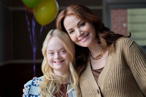 Hallmark's Color My World with Love (2022): Stars, Premiere, Dates ...