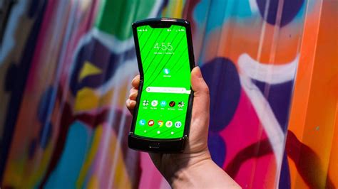 Motorola's Razr is a Verizon lifetime exclusive - CNET