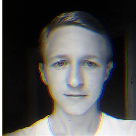 Гарік Nabokov – Medium