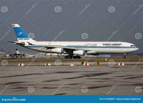 Kuwait Airways Airbus A300-600 Editorial Photo | CartoonDealer.com ...