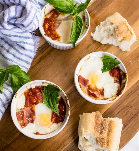 Italian Baked Eggs With Prosciutto Carolyns Cooking