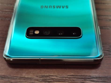 Samsungs S10 Is Sexiest Best Galaxy Yet Review Abs Cbn News