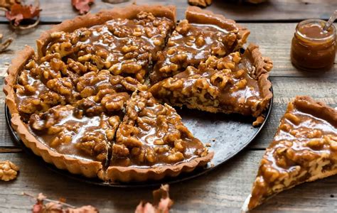 Ricetta Crostata Alle Noci E Caramello Salato Il Club Delle Ricette